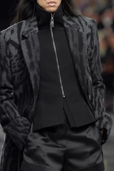 Look 145
